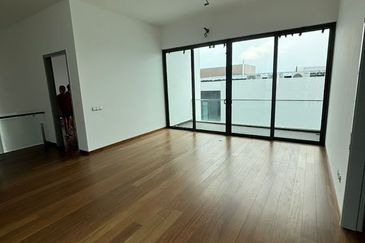 SAUJANA DUTA @ S2 HEIGHT