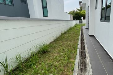 SAUJANA DUTA @ S2 HEIGHT