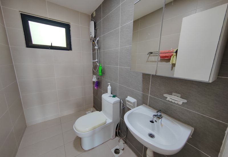 Skyvilla, D Island Residence