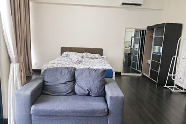 28 Boulevard (28 BLVD)