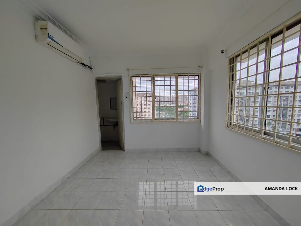 Iris Apartment Taman Desa Kuala LumpurApartment for Sale Partially Furnished , Kuala Lumpur, Taman Desa 