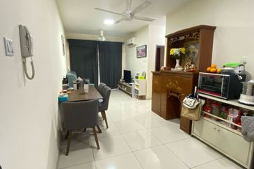 Koi Suites Condominium