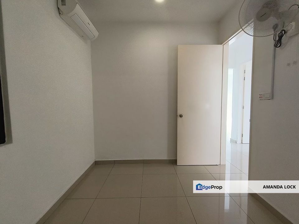 Paragon 3 Condo Equine Park Seri Kembangan for sales partly furnished private lift, Selangor, Puchong South