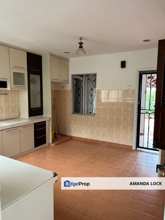 Sunway Easwood Park Residence Townhouse for rent upper unit partly fur, Selangor, Seri Kembangan
