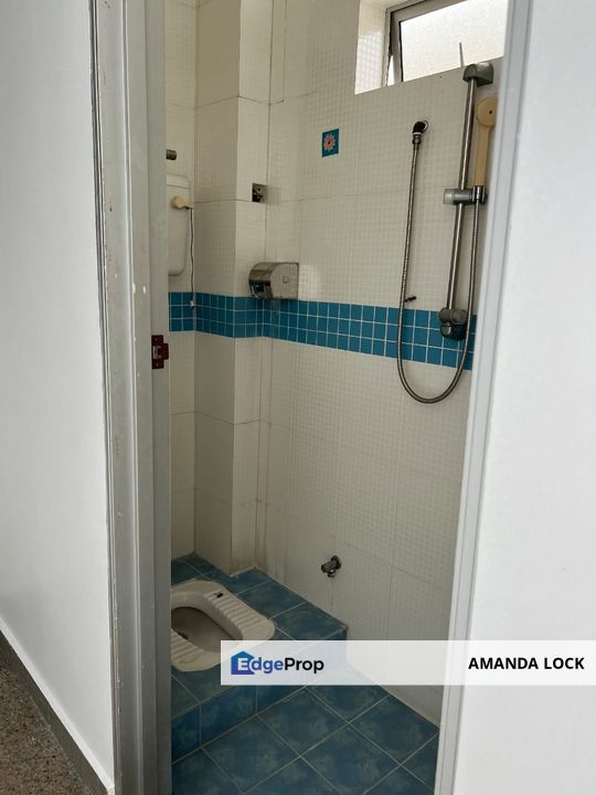 Sunway Easwood Park Residence Townhouse for rent upper unit partly fur, Selangor, Seri Kembangan