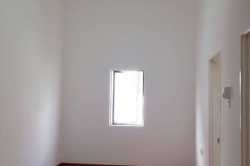 Odora Parkhomes @ 16 Sierra