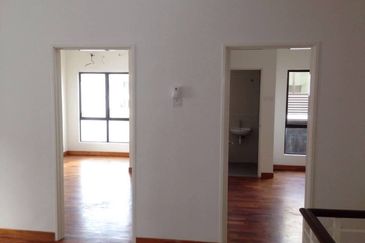 Odora Parkhomes @ 16 Sierra