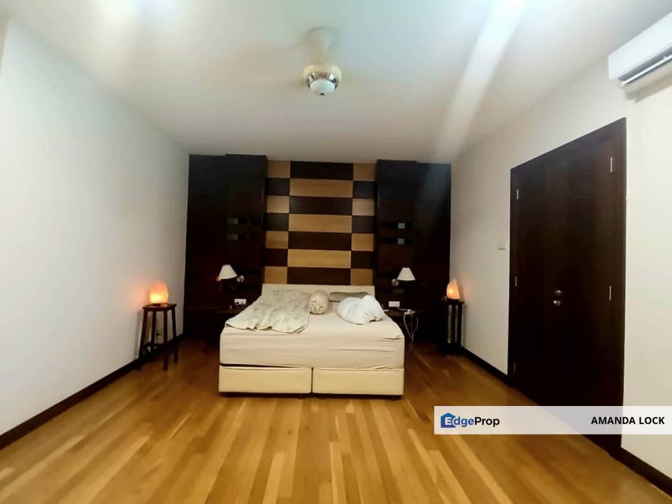 Bandar Puteri Puchong 11 semi d for sales fully renovated high quality, Selangor, Bandar Puteri Puchong