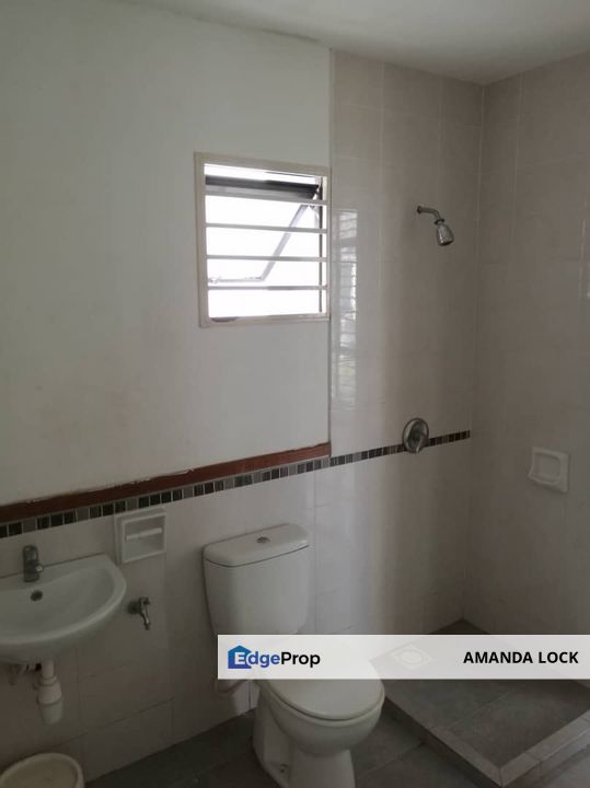     Park Villa Townhouse upper unit Bukit Puchong 2 for sales partly      Description, Selangor, Puchong South