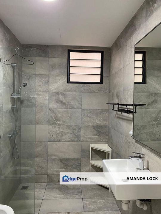 Equine Residence studio Seri Kembangan near Aeon for sales fully furni, Selangor, Seri Kembangan