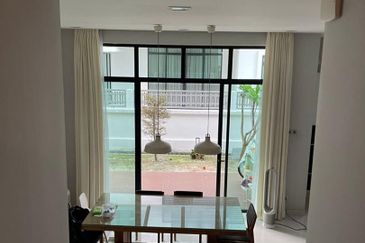 Akira @ 16 Sierra (Sierra 9)