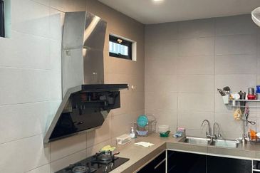 Akira @ 16 Sierra (Sierra 9)