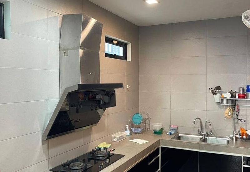 Akira @ 16 Sierra (Sierra 9)