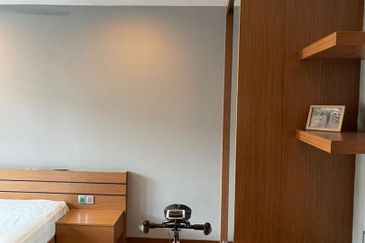 Akira @ 16 Sierra (Sierra 9)