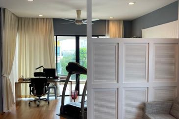 Akira @ 16 Sierra (Sierra 9)