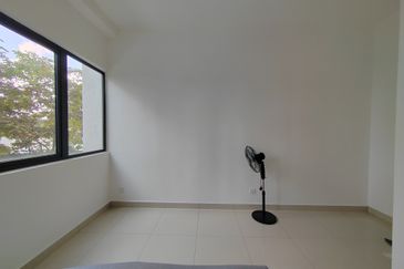 Skyvilla, D Island Residence