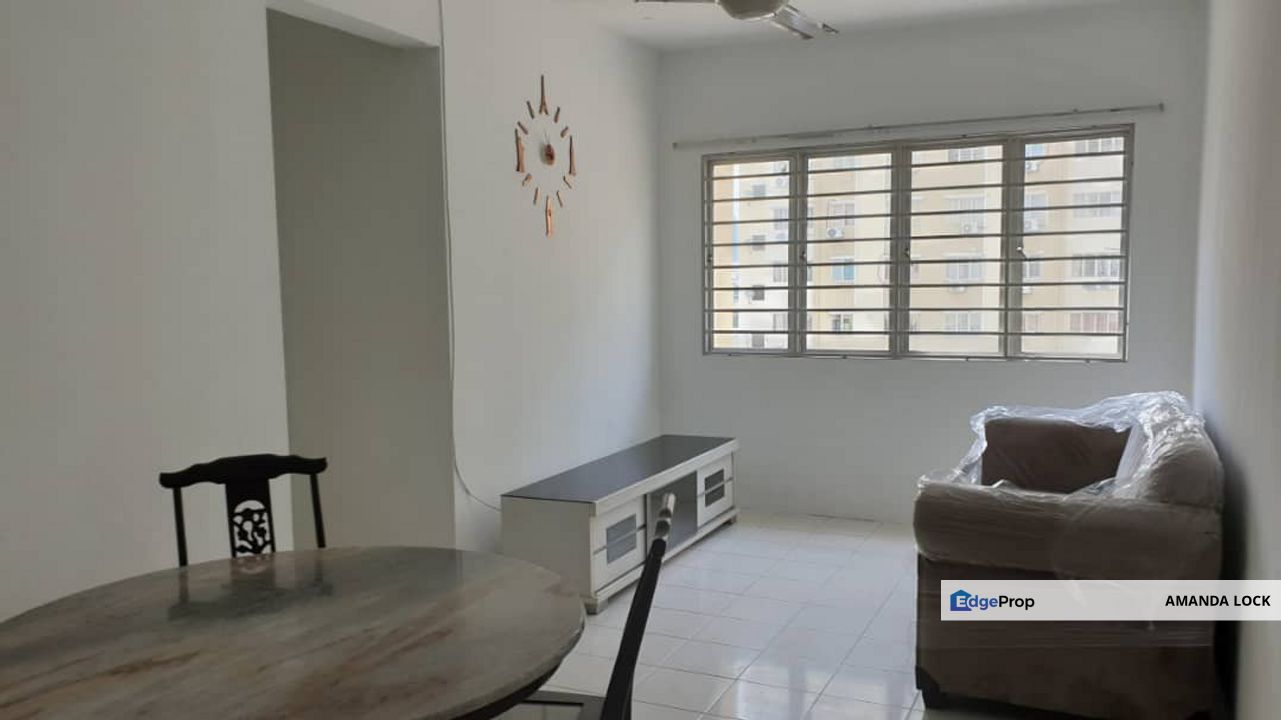 Suria Kinrara Bandar Kinrara Puchonbg Apartment for Sale Partially Furnished , Selangor, Bandar Kinrara Puchong