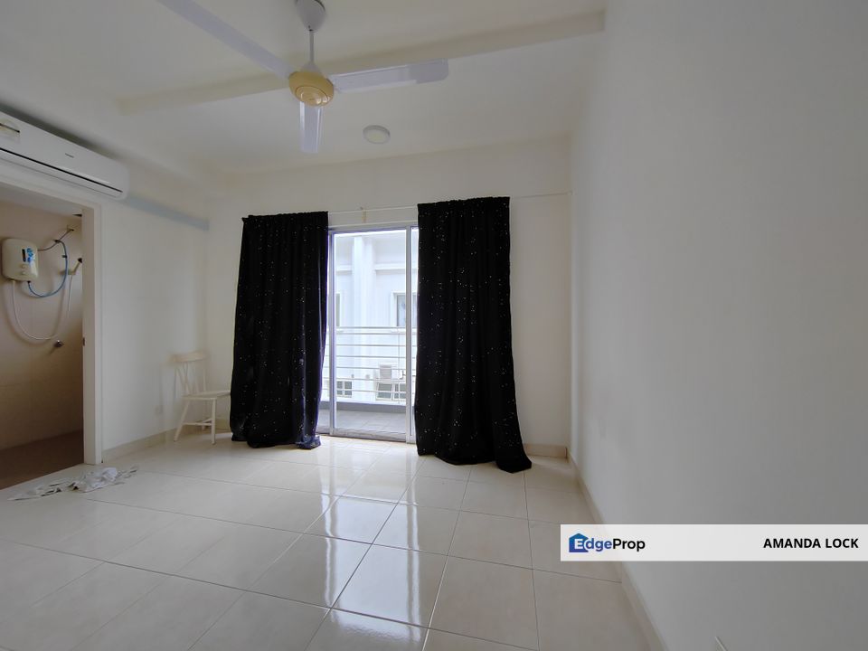 Bayu Heights 2 Seri Kembangan Terraced House for Sale 3 Storey with Partly Furnished, Selangor, Seri Kembangan