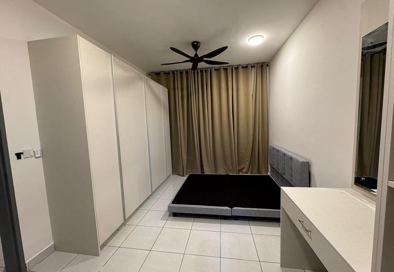 E'Island Lake Haven Residence