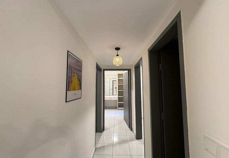 E'Island Lake Haven Residence