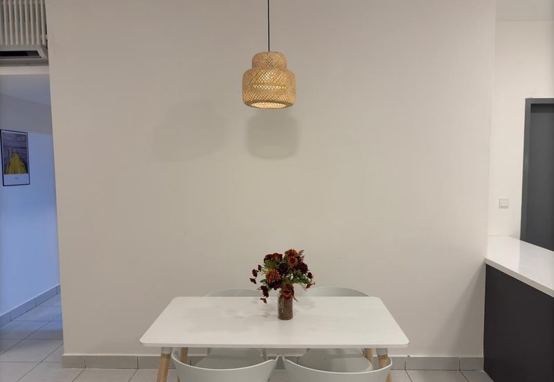 E'Island Lake Haven Residence