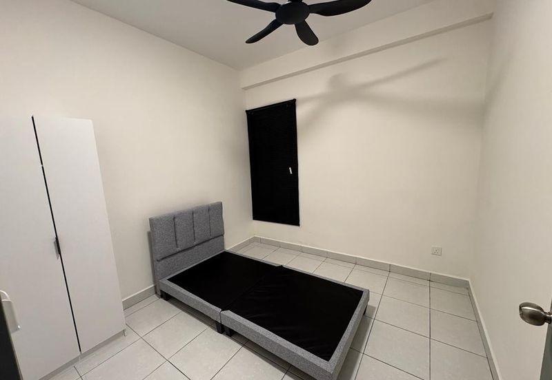 E'Island Lake Haven Residence