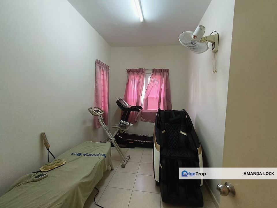 Baiduri Court Apartment, Bandar Bukit Puchong 2 Puchong South LDP for rent top floor, Selangor, Puchong