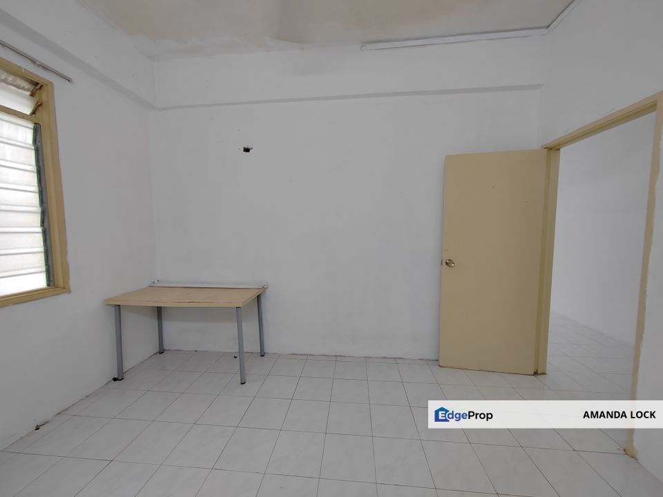 Desa Palma Nilai Condominium for Rent Clean Unit with Partly Furnished , Negeri Sembilan, Nilai