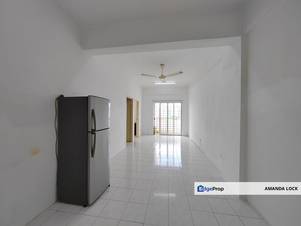 Desa Palma Nilai Condominium for Rent Clean Unit with Partly Furnished , Negeri Sembilan, Nilai