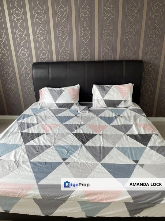 Paragon 3 Puchong South Seri Kembangan Condominium for sales partly furnished private lift, Selangor, Puchong South