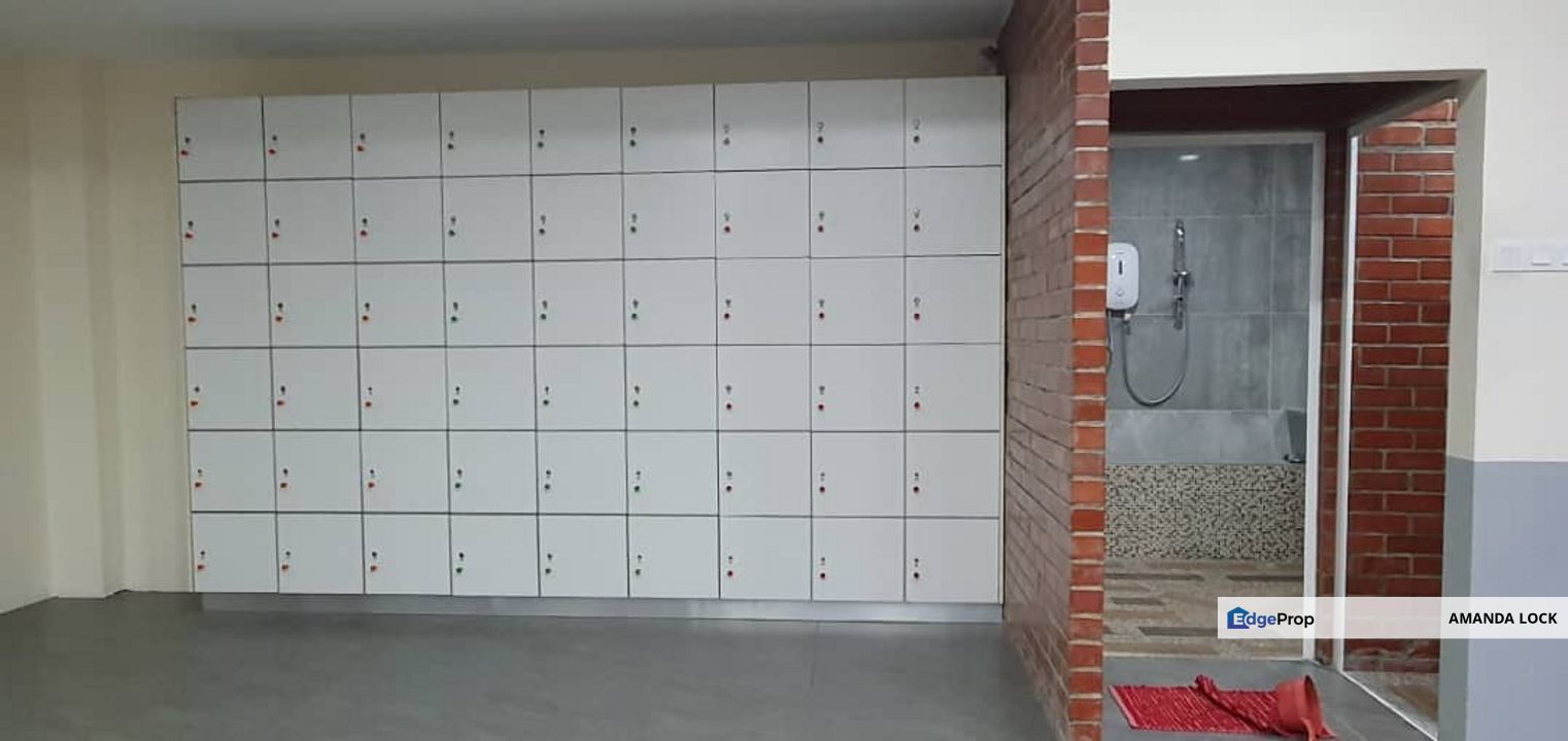 Pusat Perdagangan Puchong Prima Office for rent fully renovated aircond, Selangor, Puchong