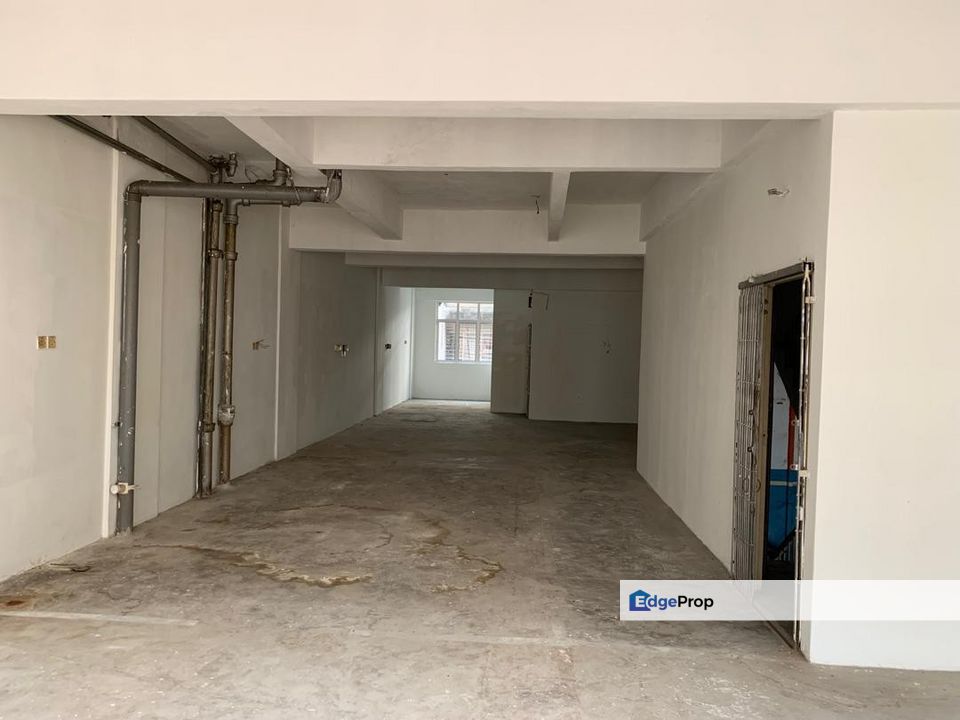 Kawasan Perindustrian Trisegi Sunga Besi Office KL for rent first floor , Kuala Lumpur, Sungai Besi