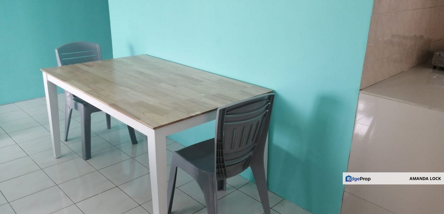 Vista Pinggiran Taman Pinggiran Putra Seri Kembangan apartment for sales partly, Selangor, Seri Kembangan