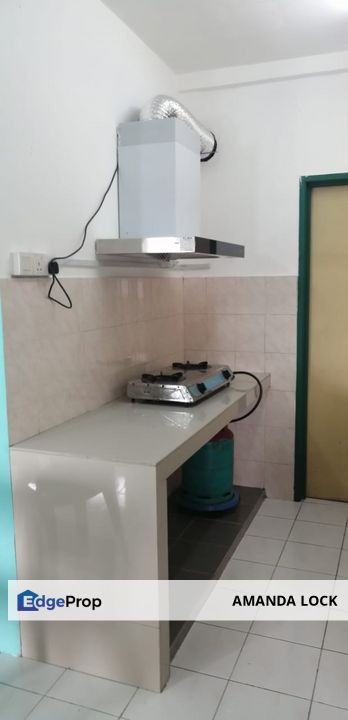 Vista Pinggiran Taman Pinggiran Putra Seri Kembangan apartment for sales partly, Selangor, Seri Kembangan