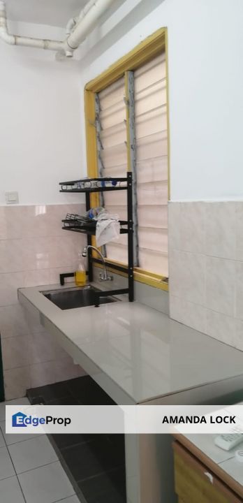 Vista Pinggiran Taman Pinggiran Putra Seri Kembangan apartment for sales partly, Selangor, Seri Kembangan