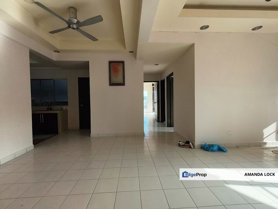La Vista Condominium Jalan Tempua Puchong Jaya for sales renovated , Selangor, Puchong