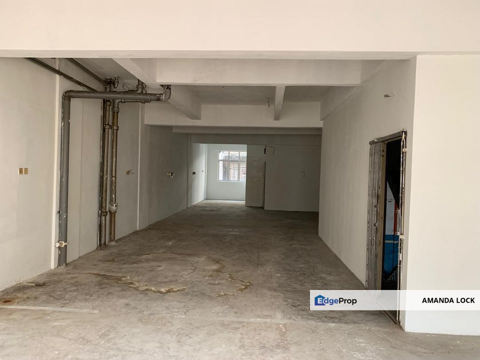 Taman Puncak Jalil Seri Kembangan Office for rent 1st floor PUJ, Selangor, Seri Kembangan