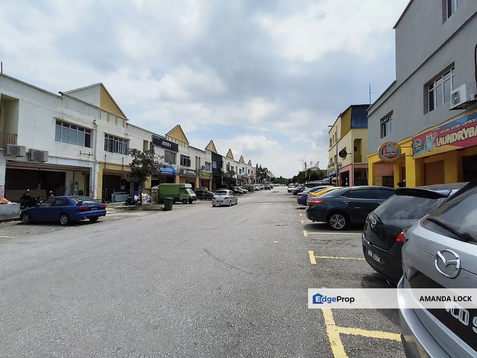 Taman Puncak Jalil Seri Kembangan Office for rent 1st floor PUJ, Selangor, Seri Kembangan