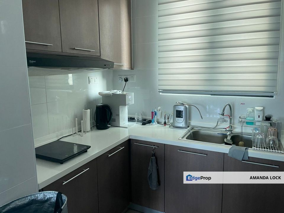 Hillcrest Heights Condominium Puchong Utama for rent fully furnished , Selangor, Puchong