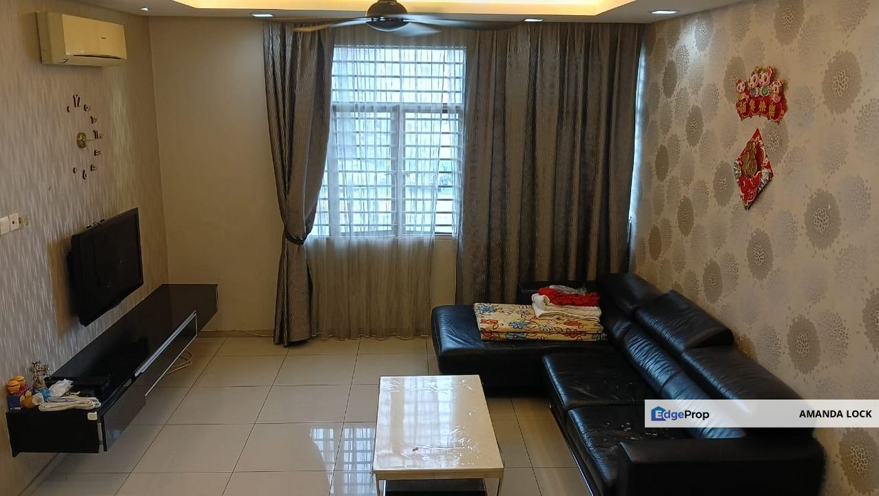 Park Villa Townhouse Bandar Bukit Puchong for sales renovated and furnished , Selangor, Puchong South