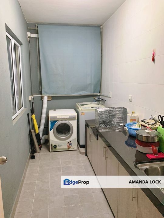 Koi Kinrara Suites Condo Puchong Jalan Pipit for sales fully furnished, Selangor, Puchong