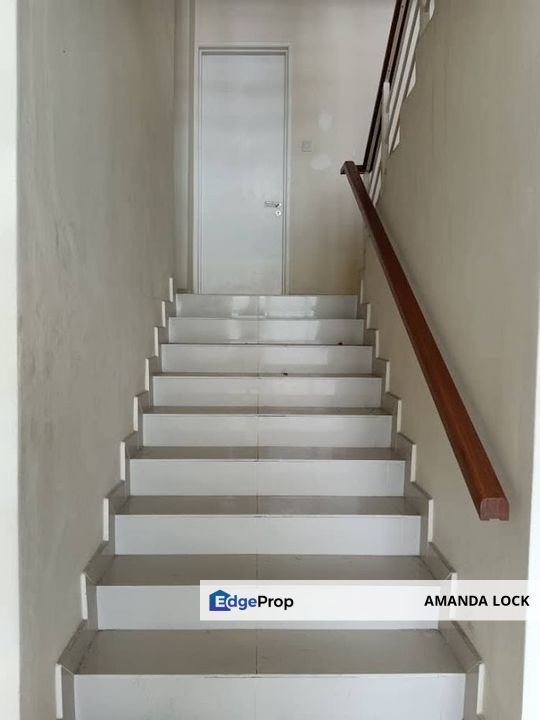 Taman Tasik Prima Puchong Townhouse for sales upper unit facing lake, Selangor, Puchong