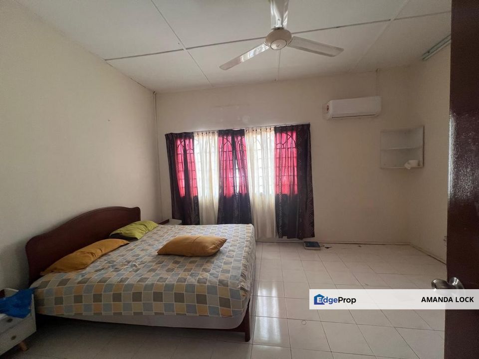 Taman Pinggiran Putra Seri Kembangan Semi-Detached House for Rent Double Storey Fully Furnished , Selangor, Seri Kembangan