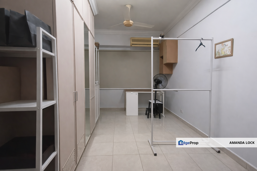 Vista Komanwel A Bukit Jalil Condominium for sales fully renovated , Kuala Lumpur, Bukit Jalil