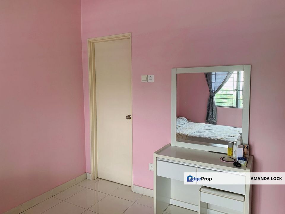 Koi Kinrara Suites, Condo Jalan Pipit Puchong for sales fully furnished , Selangor, Puchong