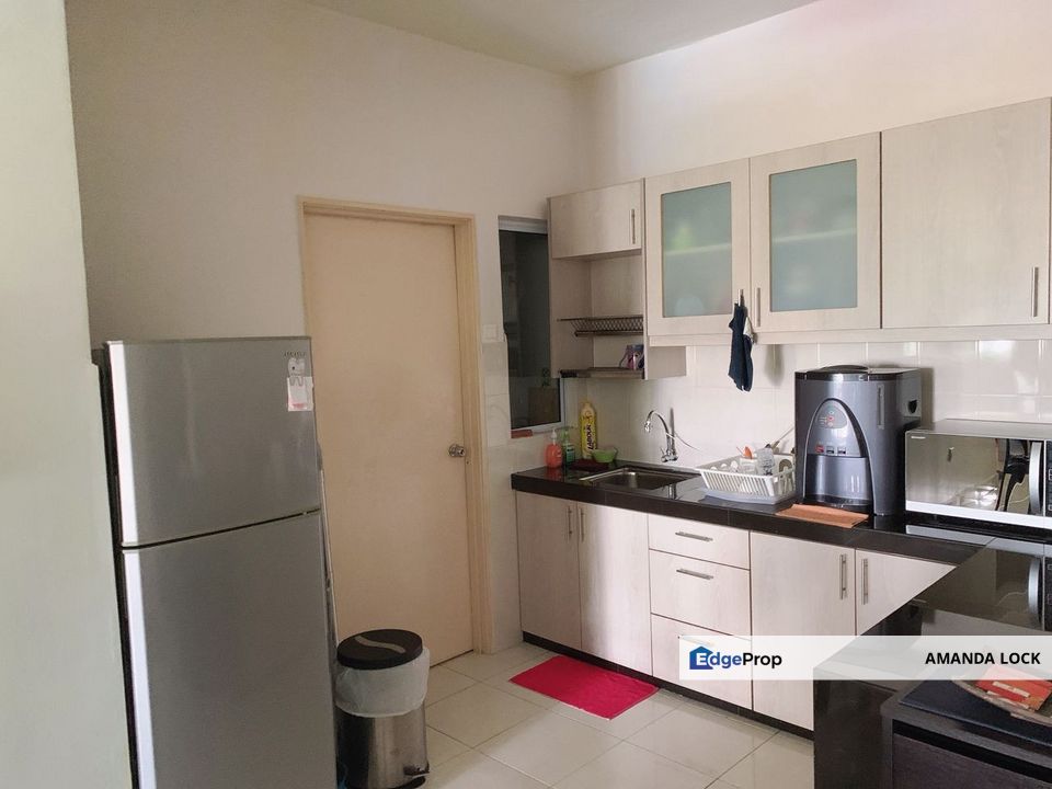 Koi Kinrara Suites, Condo Jalan Pipit Puchong for sales fully furnished , Selangor, Puchong