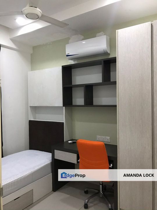Garden Plaza Cyberjaya serviced residence for sales fully furnished , Selangor, Cyberjaya