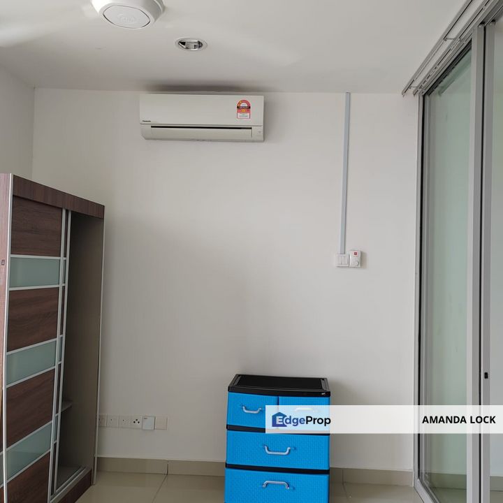 3 Elements Bandar Putra Permai Seri Kembangan Studio unit for Rent with Semi Fully Furnished without Bed, Selangor, Seri Kembangan