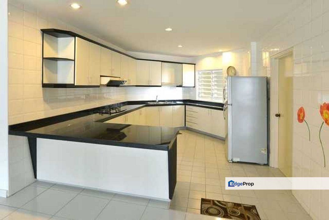 Kondominium Seri Bayan For Sale @rm588,000 By Danny Kuah 