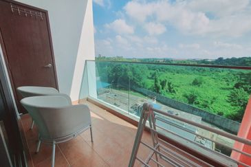 THE TROPICANA RESIDENCES